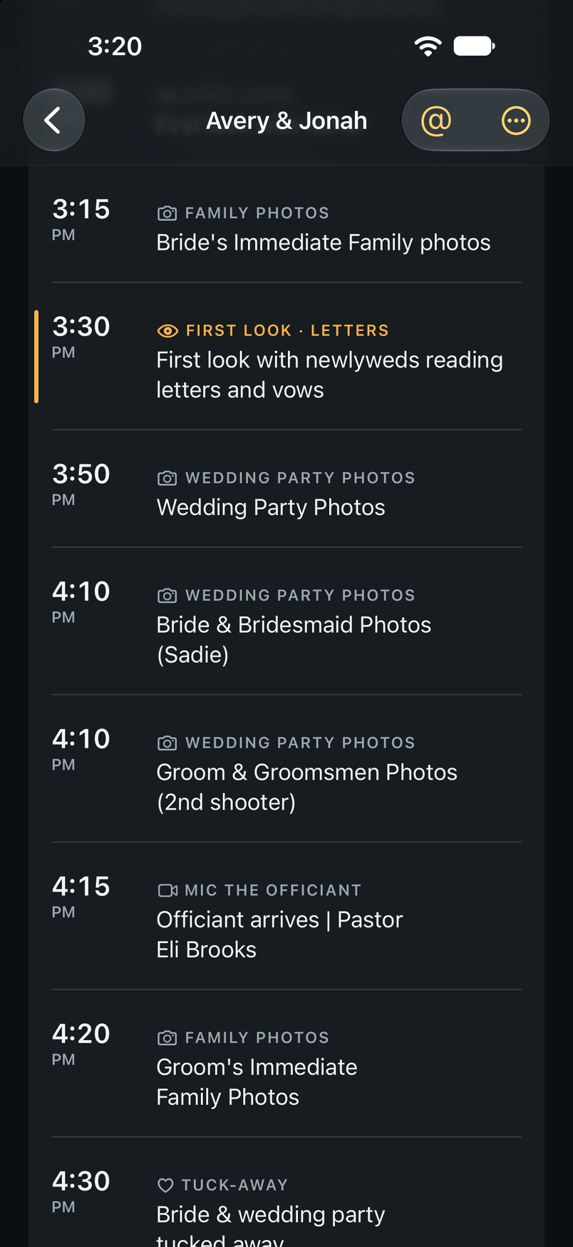Avery and Jonah’s schedule at 3:20 PM: family photos, then the first look with letters and vows at 3:30 marked as next, wedding party photos, and the officiant’s mic at 4:15.